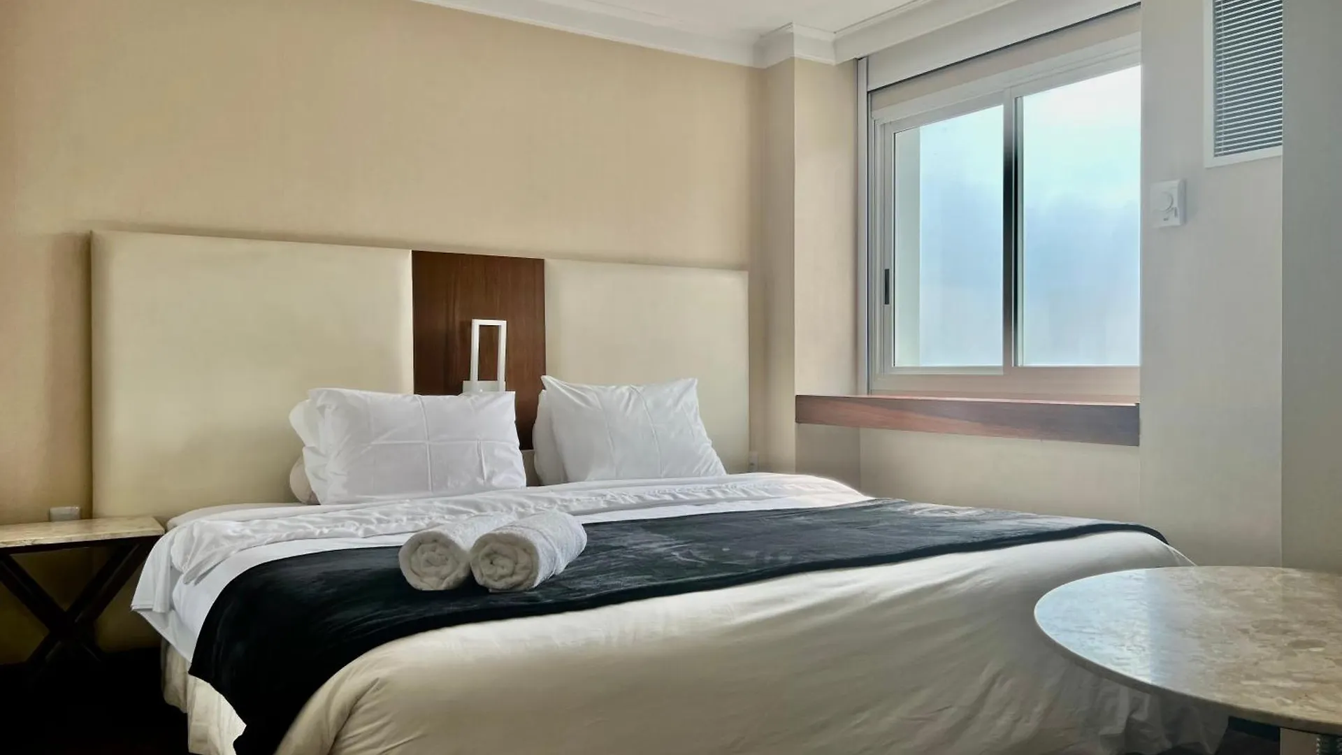 Apartamento Suites Internacional Plaza Jardins São Paulo Brasil